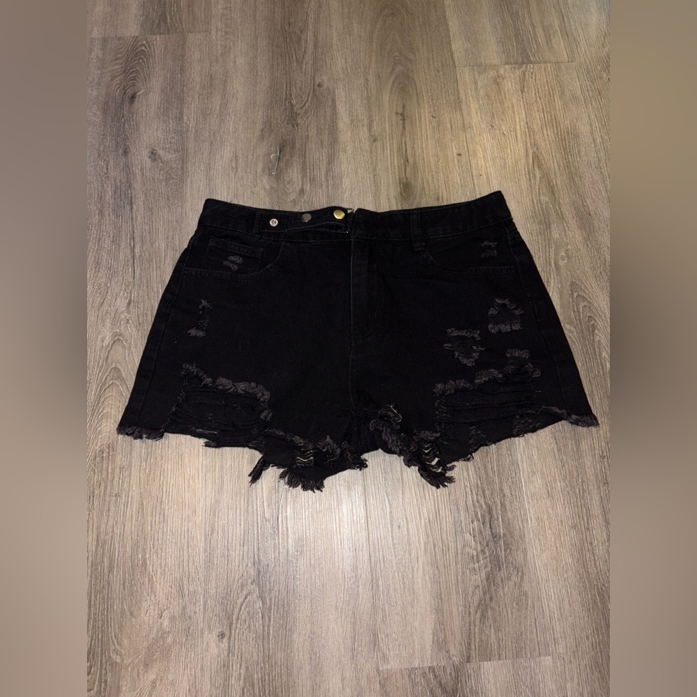 Black Distressed Belted Jean Shorts